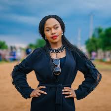 Tshedza Pictures - @sindi_dlathu joins #TheRiver as Lindiwe Dlamini, on the  29th January 2018 on 1Magic, Channel 103 on @dstvza Premium. 🔥🔥🔥 |  Facebook