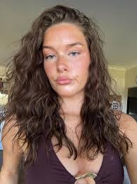 Isabella Chambers's Instagram, Twitter & Facebook