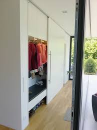 Moderner Flur Diele Treppenhaus Von Homify Modern Homify Finde Moderner Flur Diele Treppenhaus Designs Entdecke Die Schonsten In 2020 Wohnen Treppe Haus Haus