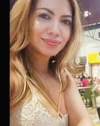 Nydia Paz (@nyni_paz._)