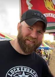 Brett Ryan's Instagram, Twitter & Facebook