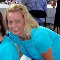 Ellen Nicole Roest González Email & Phone Number