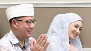 Terry Putri Dinikahi Derly Darmawan di New York Usai 10 Tahun Menjanda