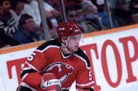 «longtime nhl player and executive tom kurvers has passed away at the age of 58. Fme7c 3a8anjxm