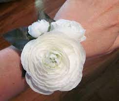 Bonnieprojects Silk Floral Bouquets Boutonnieres And Corsages Wrist Flowers For Prom Silk Flower Corsage Diy Boutonniere Fake Flowers