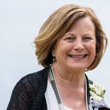 Jill Gustafson's Instagram, Twitter & Facebook