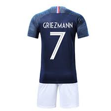 À vendre ce tee shirt euro 2016. Griezmann No 7 France Fg Balle D Equipe Jersey Enfant Maillot Et Shorts De Football Bleu Prix Pas Cher Cdiscount