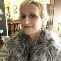 Deborah Hix's Instagram, Twitter & Facebook