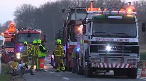 Tomber en panne sur l'autoroute est une situation pour le moins dangereuse et qui peut mettre en danger les autres usagers de les spécificités sur les autoroutes en france et à l'étranger. Sur Les Routes Les Plus Dangereuses De France Youtube