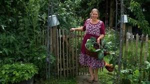 Jenny Slupkowski In Ihrem Verwunschenen Garten Bildquelle Wdr Melanie Grande Garten Gartenfest Romantische Garten