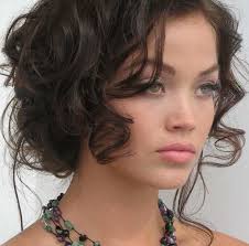 5 Hottest Bridal Hair Trends for Summer