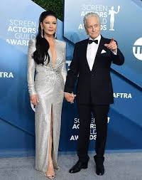 Michael douglas has told a crowd at a campaign event that one of the last statements from his father kirk was an endorsement of presidential candidate michael bloomberg and people are left scratching. Michael Douglas Screen Actors Guild Awards 2020 Facebook