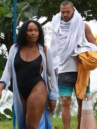 They started dating in 2018. Meet Jesse Williams New Stunning Girlfriend Who Has A Striking Resemblance To His Estranged Wife Aryn Drake Lee Photos