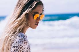 Image result for kacamata pantai wanita