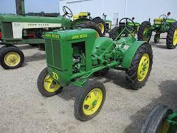 My prefered method to determine a tractor's value is to see what similar tractors have sold for in the area. Are Older Antique Tractor Values Falling Pete S Machinery Talk