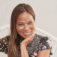 Sara Baird's Instagram, Twitter & Facebook