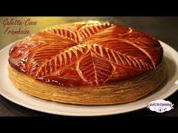 Recette De Galette Des Rois Coco Framboise Youtube Galette Des Rois Coco Recette Galette Galette Des Rois