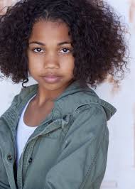 The Beverlys (TV Series 2019)