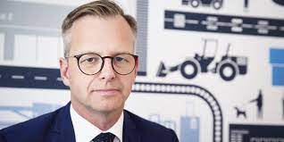Personer med gängkopplingar misstänks ha skjutit två lekande barn i södra stockholm. Inrikesministern Om Gp S Granskning Blir Oerhort Provocerad Gp