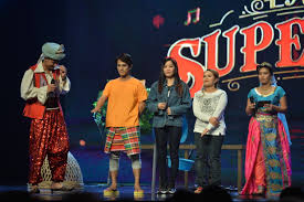 Muzikal lawak superstar live streaming minggu 10. Persembahan Bingit Di Muzikal Lawak Superstar Kami Akan Perbaiki Sharul Kamal Gempak