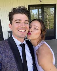 Corey Kline's Instagram, Twitter & Facebook