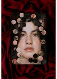 Hi, I am Niki Stevens @loversoflies I have grown up in Athens and I am  currently living in London working for the NHS as a Trauma Informed  Psychotherapist, with specialisasion