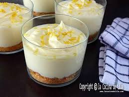 La leche condensada es leche de vaca que sometida a un proceso industrial se le resta parte de su agua y se le agrega azúcar. Mousse De Limon Con Leche Condensada 2020