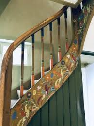 In this house of 1908 construction which is also called russian house, gabriele münter and wasily kandinsky spent summer months from august 1909 when gabriele bought this house until 1914 when the first world war made the russian painter go back to homeland. Zu Gast Bei Gabriele Munter In Murnau