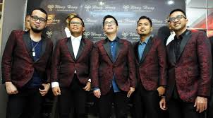 Recommended for yousaat kauw pergi_vagetozsaat kauw pergi_vagetoshalo teman teman semuanya ,trimaksih sudah menonton vidio nya ,selanjutnya saya akan. 6 Lagu Kehilangan Untuk Mengenang Orang Yang Kita Cintai Showbiz Liputan6 Com