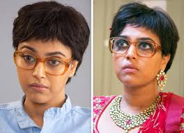 Aapke kamre me koyi rehta hai, ta ra ra ra ham nahi kehte jamana kehta hai, ta ra ra ra aapke kamre me aapke kamre me koyi rehta hai. Check Out Swara Bhasker Dons Multiple Looks In Aapkey Kamrey Mein Koi Rehta Hai Bollywood News Bollywood Hungama