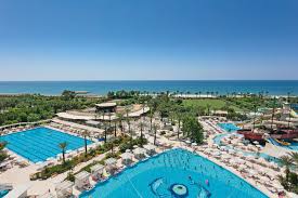 But if u need malls to make great shopping tkae this name advices from me. Titanic Beach Lara Turkse Riviera Antalya Tui