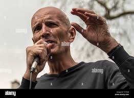 Chris rose hi-res stock photography and images