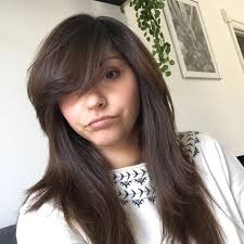 Per combinare le proporzioni dei propri lineamenti con giochi di luce. Quando Ti Ostini A Tagliarti I Capelli Da Sola E Invece Del Ciuffo Fluente Ti Esce La Zazzera Di Nino D Angelo