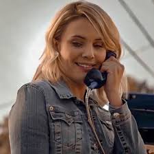 Let's talk about Camille. What do you think about her? Favourite Cami  scene? Ship? Which Cami is your favourite (s1,s2,s3)? : r/TheOriginals