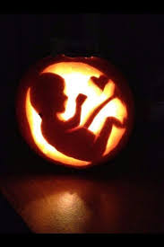 Kurbis Baby In Kurbis Gefullter Kurbis Halloween Kurbis Schnitzen