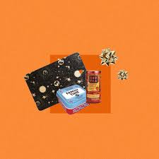 When it comes to thanksgiving, the person who chooses to host likely deserves an extra special thank you—because preparing a turkey feast is, without fail. The 25 Best Thanksgiving Gifts To Bring Your Host Thanksgiving Gifts 2020