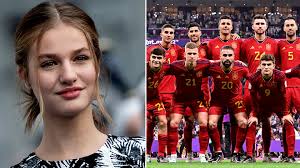 La princesa Leonor apareció en los Premios de la Fundación Princesa de  Girona y luce muy distinta: volvió del UWC Atlantic College