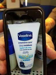 For many people, vaseline is a product that is often associated with healing wounds well, but it is indeed a bad soap for tattoos. Good Tattoo Lotion Vaseline Jelly Severe Dry Skin Jelly Cream