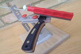 How To Sharpen A Knife Using The Lansky Sharpening System Youtube