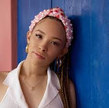 Danielle Paynter's Instagram, Twitter & Facebook