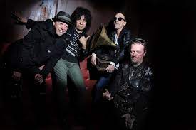 Los violadores is a rock band from argentina, pioneers of the punk rock genre in latin america. Ql3t0dzkfyezbm