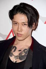 33 Trendy Asian Hairstyles For Men With All Hair Lengths Asian Men Hairstyle Asian Hair Long Hair Styles Men