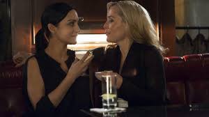 The series revolves around the investigation of a string of murders in belfast, northern … The Fall Mit Gillian Anderson Zuschauer Als Voyeur Medien Sz De