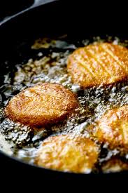 Dip in egg mixture, and dredge in cornmeal mixture. How To Make Fried Green Tomatoes Foodiecrush Com
