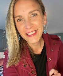 Donna Vigliotti's Instagram, Twitter & Facebook