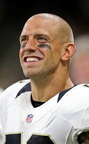 Linebacker James Laurinaitis Retires