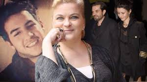 Hemen ardından da efe güray eğitim ve spor vakfı ile karşılaştım. Nurseli Idiz Den Kenan Dogulu Nun Eski Esi Beren Saat Ve Efe Guray Yorumu Magazin Haberleri Fiskos Haberleri