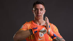 A curiosa história de como Muslera nasceu na Argentina, 40 anos antes de sua quinta Copa com Uruguai