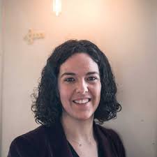 Élections européennes : Manon Aubry a-t-elle un lien de parenté avec  Martine Aubry ?