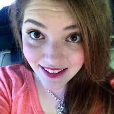 Holly Deas's Instagram, Twitter & Facebook